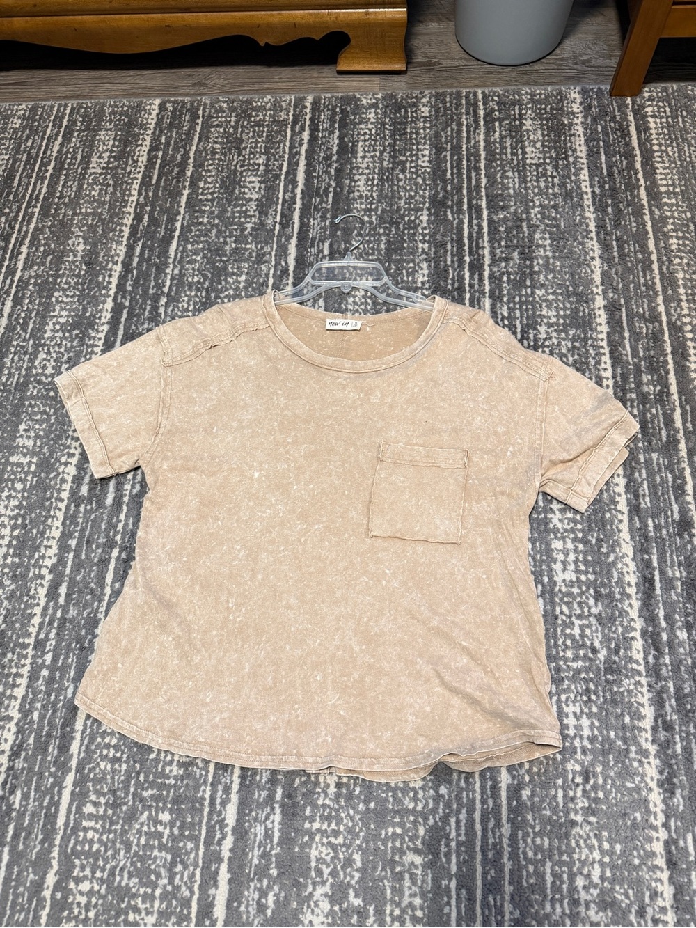 Short Sleeve Pocket Tee Blouse M